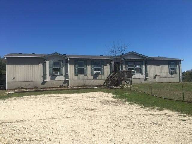 544 Apache St, Kempner, TX 76539 - photo 1