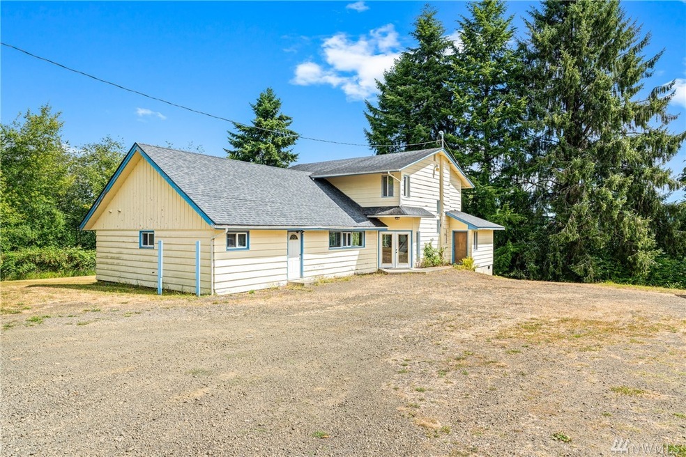 1301 Andrew St, Raymond, WA 98577 - photo 1