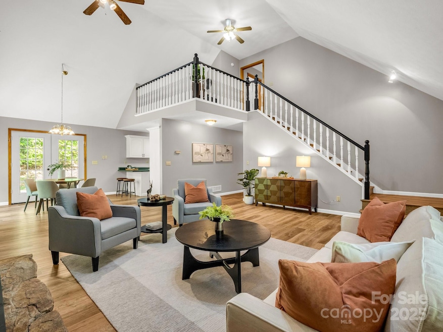 2304 Mountain Page Rd, Saluda, NC 28773 - photo 1