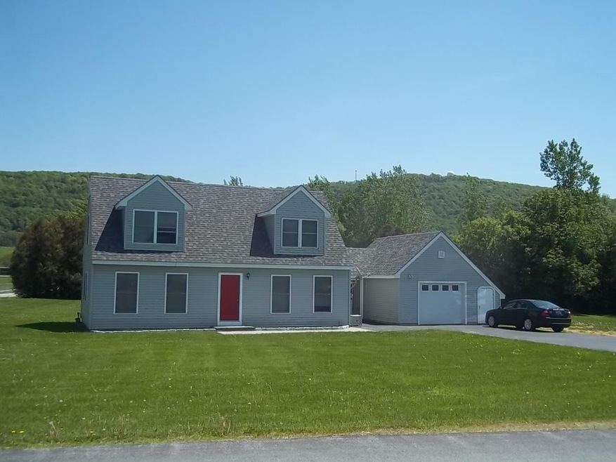 35 Clyde Allen Dr, Saint Albans, VT 05478 - photo 1