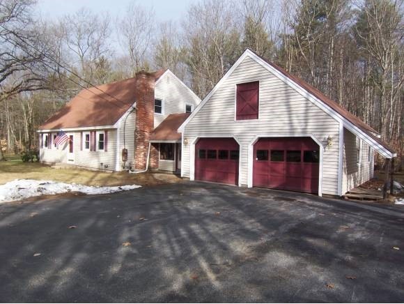 1182 Penacook Rd, Contoocook, NH 03229 - photo 1