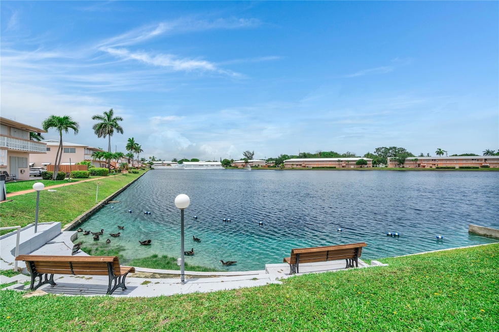 1050 SW 11th St unit 1L, Hallandale Beach, FL 33009 - photo 1