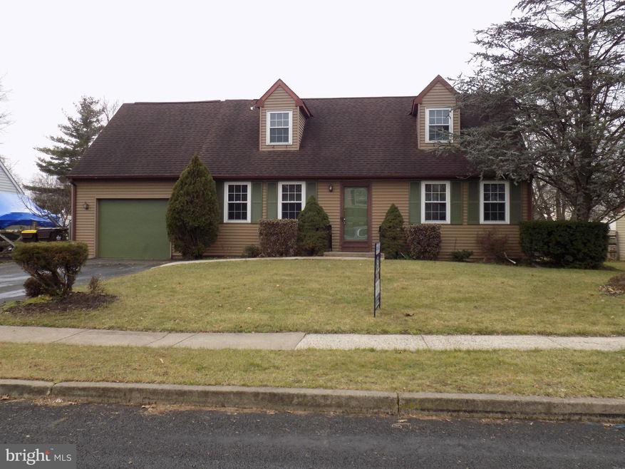 765 Whistle Stop Ln, Quakertown, PA 18951 - photo 1