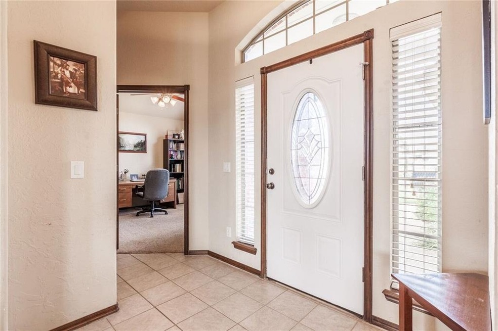 625 Allison Ln, Moore, OK 73160 - photo 1