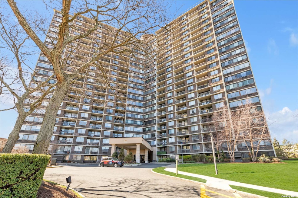 Sold $725,000 • Co-Listing Agent