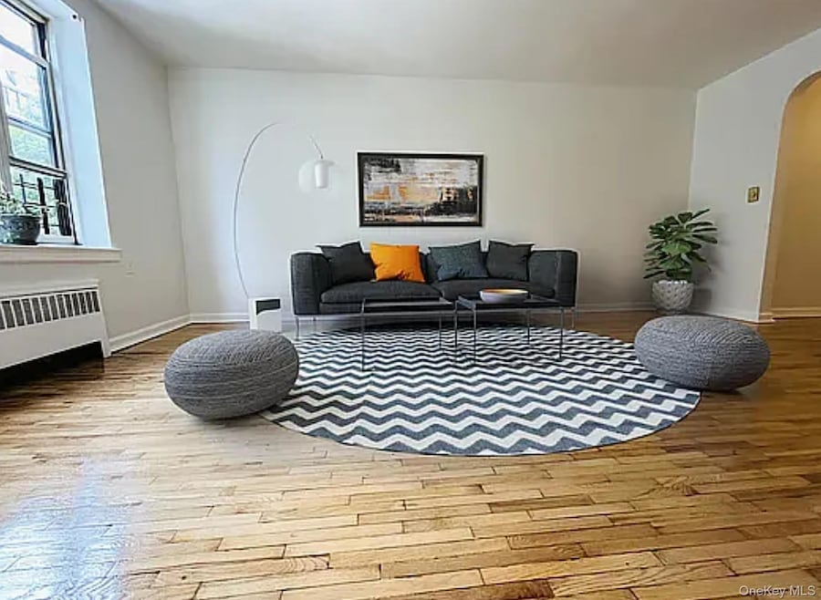 76-10 34th Ave unit 1-O, Jackson Heights, NY 11372 - photo 1