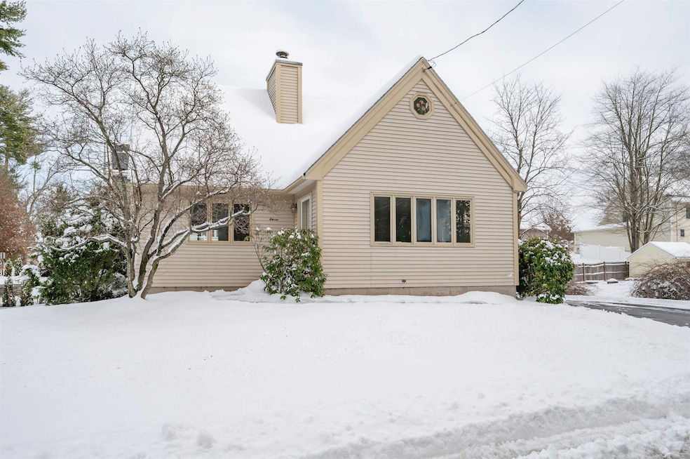 11 Norma Dr unit U30, Nashua, NH 03062 - photo 1