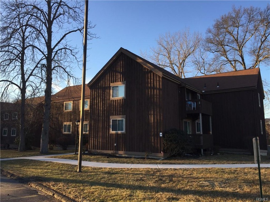 118 Sterling St unit 118, Beacon, NY 12508 - photo 1