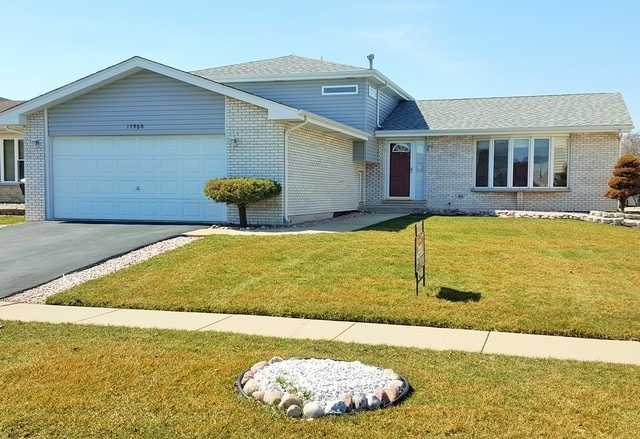 17960 Poplar Ln, Country Club Hills, IL 60478 - photo 1