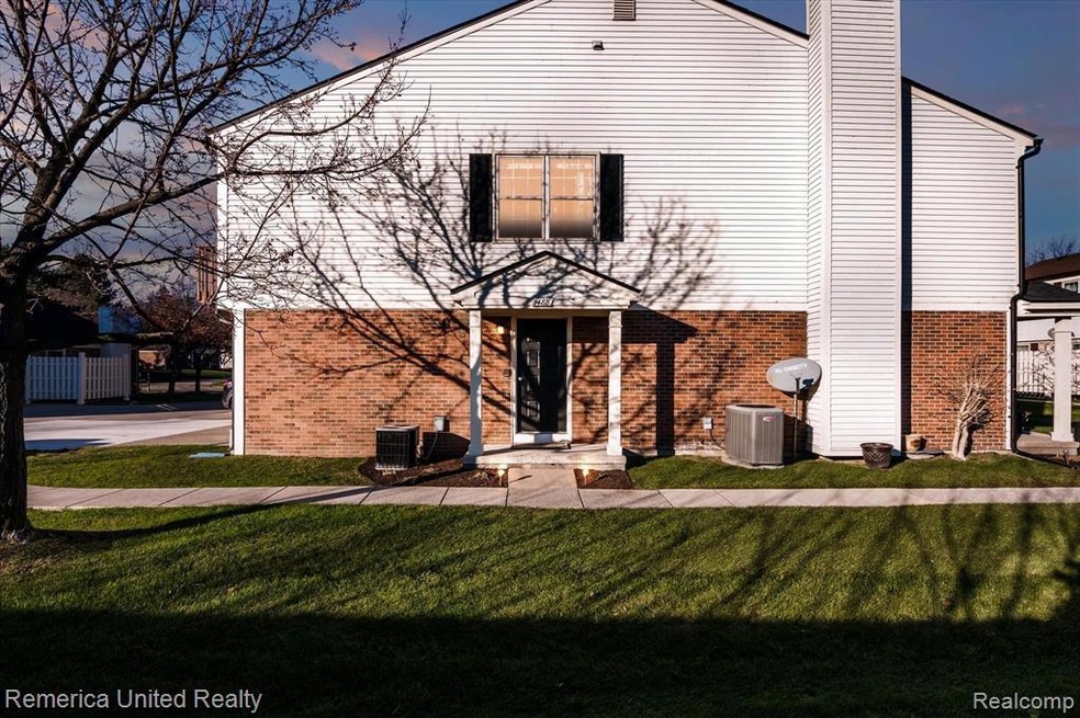 01-1488-Dover-Hill-S-WindowStill-Real-Estate-Photo