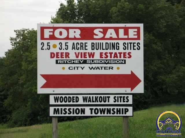 Lot 19 SW Deer Run St, Topeka, KS 66610 - photo 1