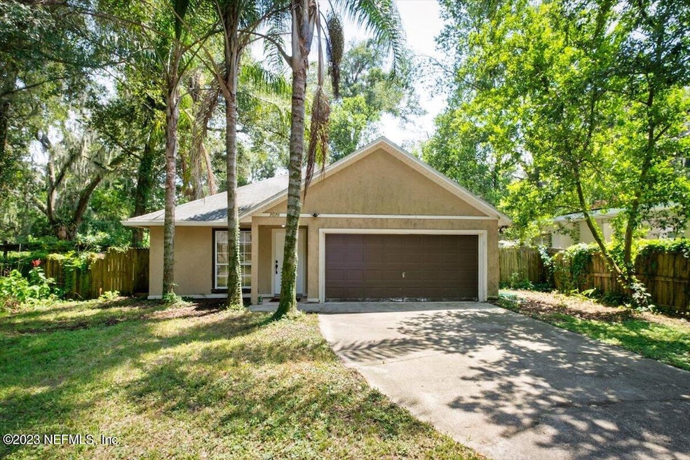 7070 Oakwood Dr, Jacksonville, FL 32211 - photo 1