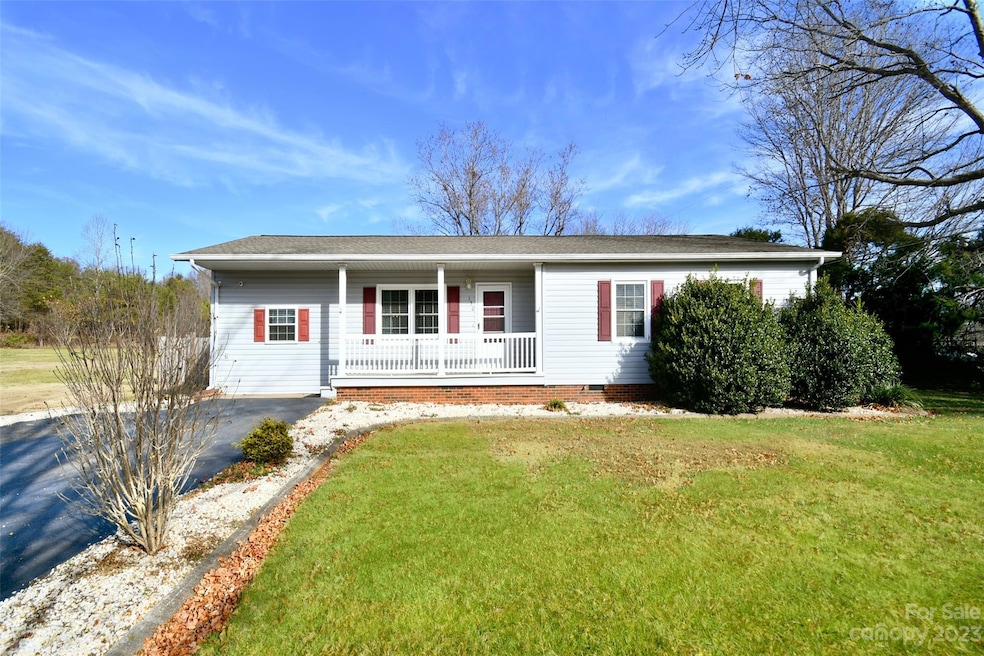 130 Fort Dobbs Rd, Statesville, NC 28625 - photo 1