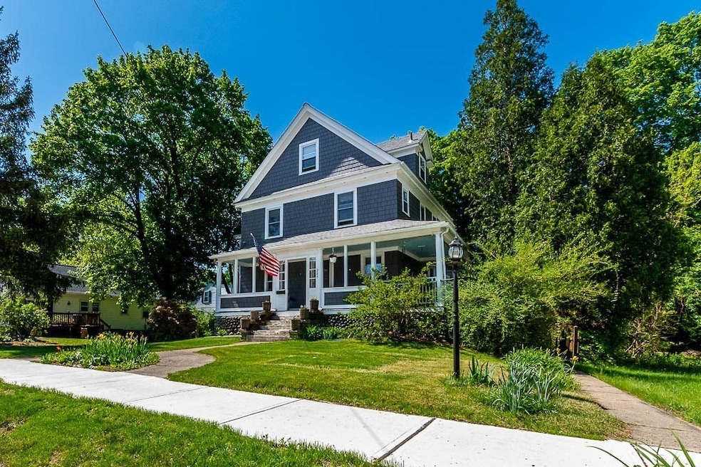 Sold $782,000 • Co-Listing Agent