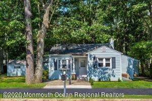 54 sylvan blvd howell front