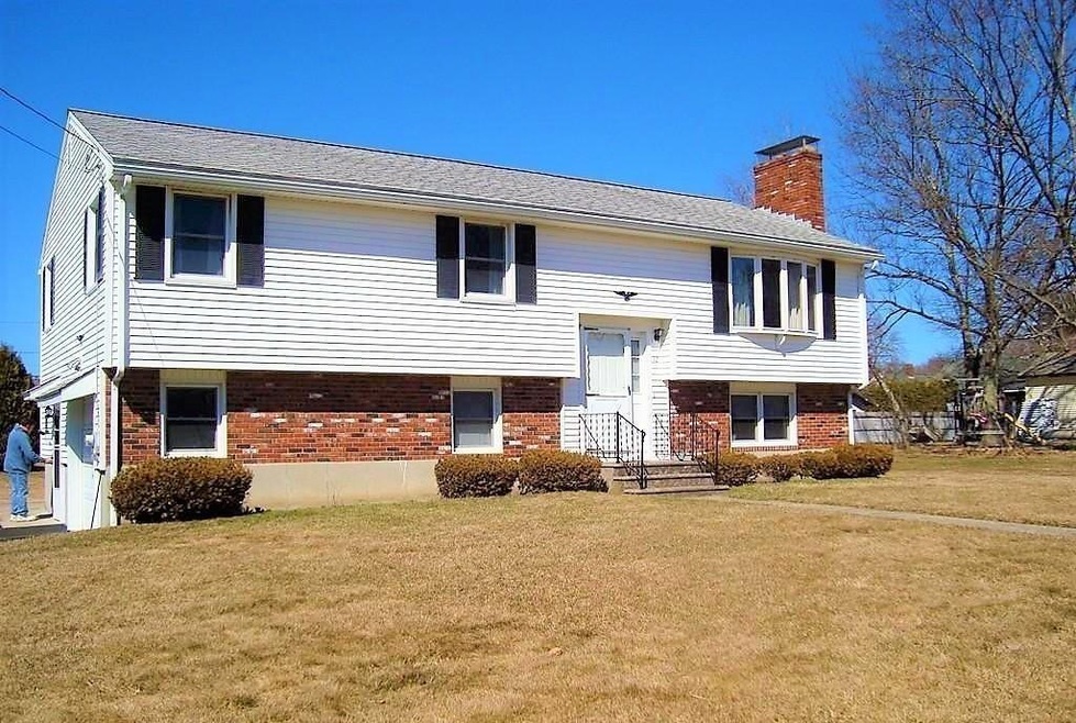 12 Gloria St, Uxbridge, MA 01569 - photo 1