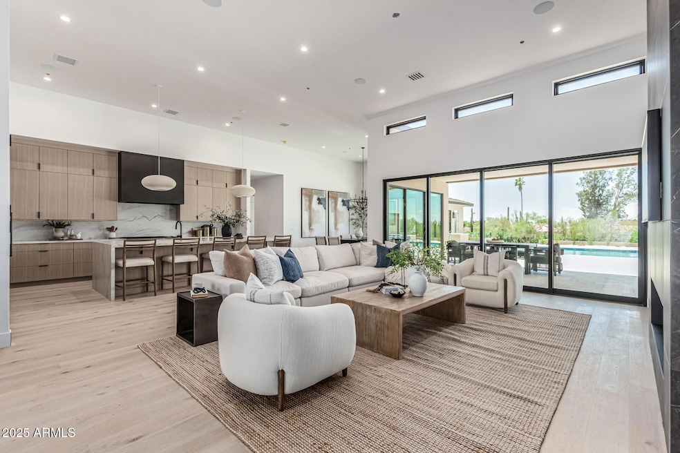 Pending $4,400,000 • Co-Listing Agent