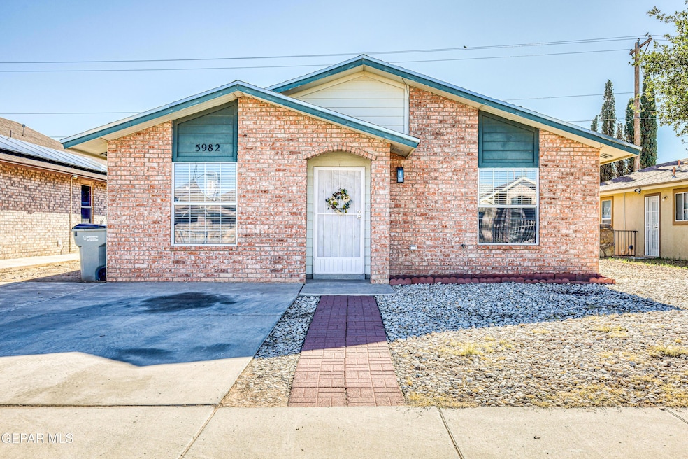 For Sale $169,500 • Co-Listing Agent