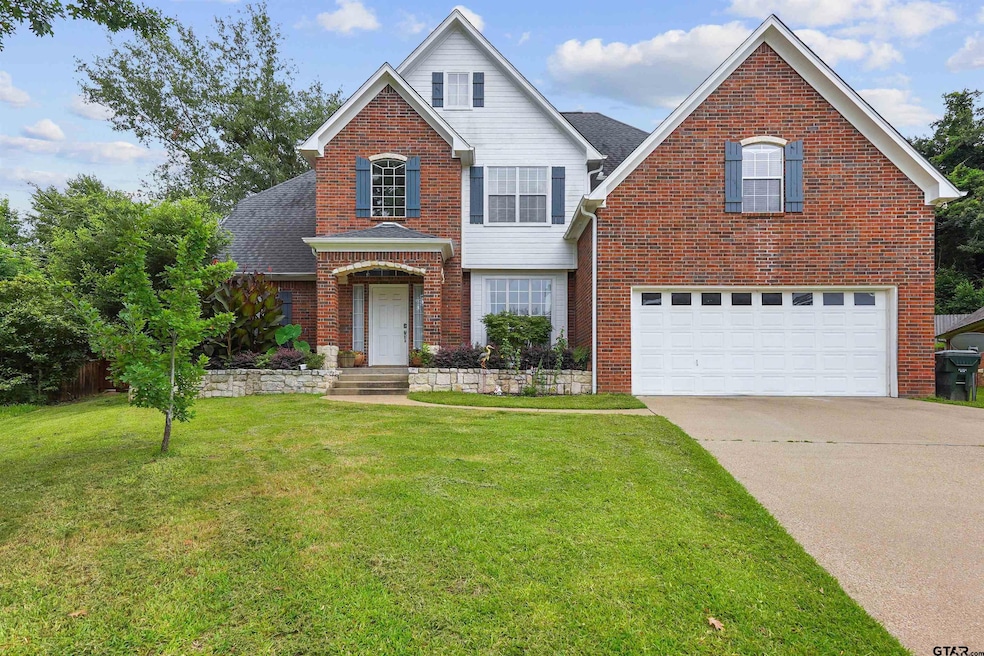 For Sale $470,000 • Co-Listing Agent