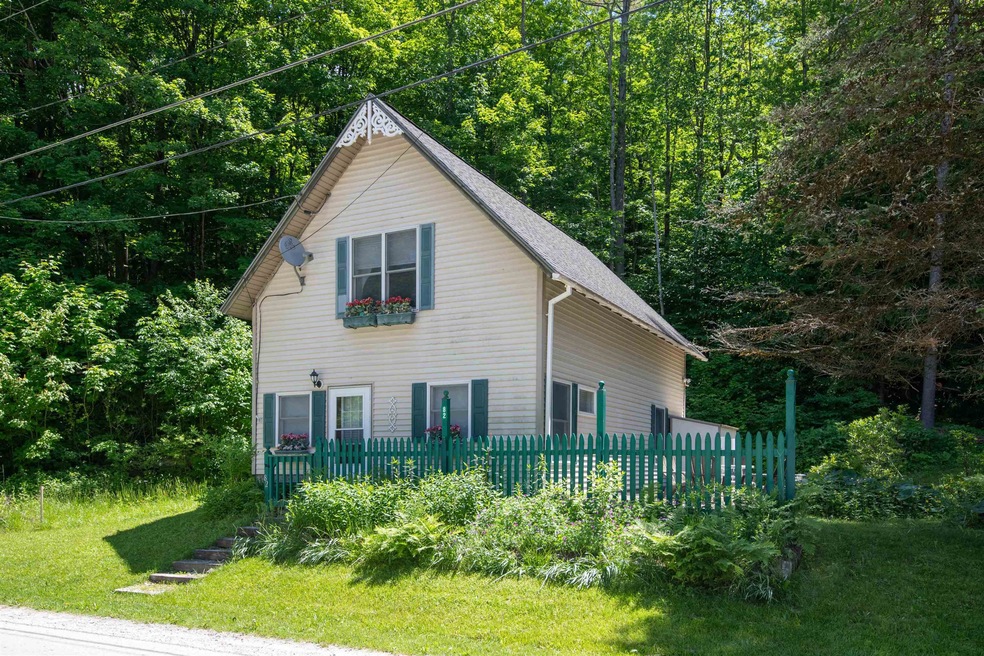 82 E Lake Rd, Ludlow, VT 05149 - photo 1