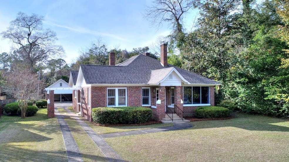 1203 N Davis St, Albany, GA 31701 - photo 1