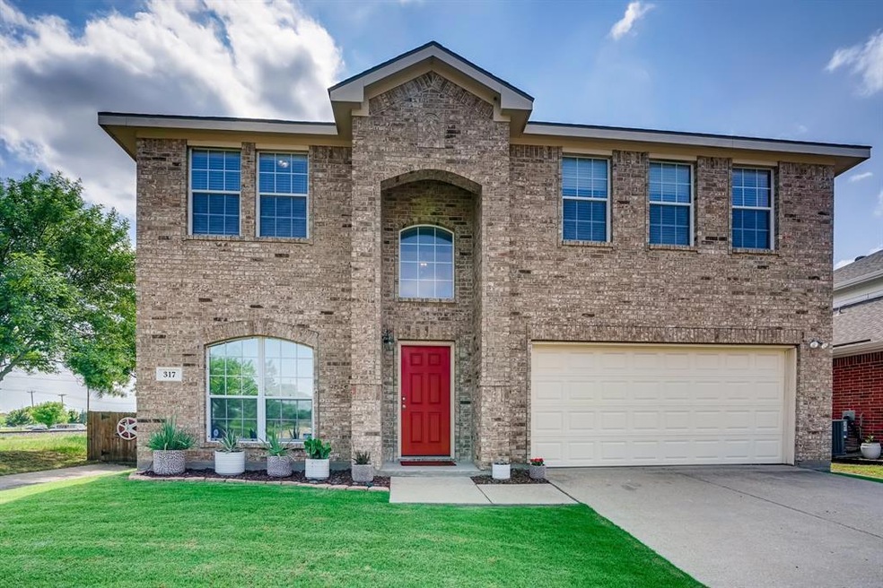 317 Creekview Dr, Wylie, TX 75098 - photo 1