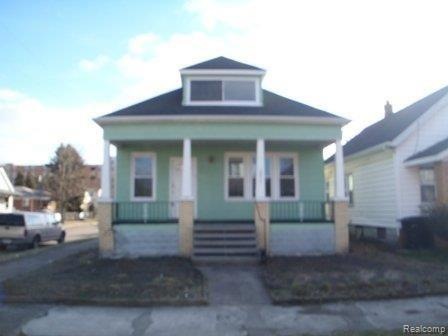 2960 Burnside St, HamtraMcK, MI 48212 - photo 1