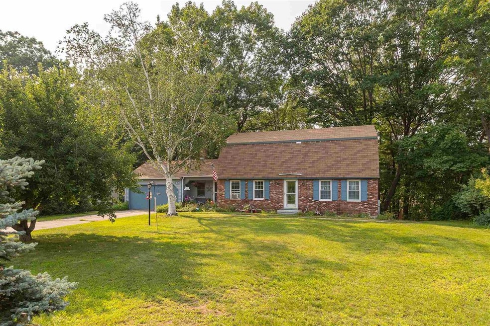13 Saint James Terrace, Rochester, NH 03867 - photo 1