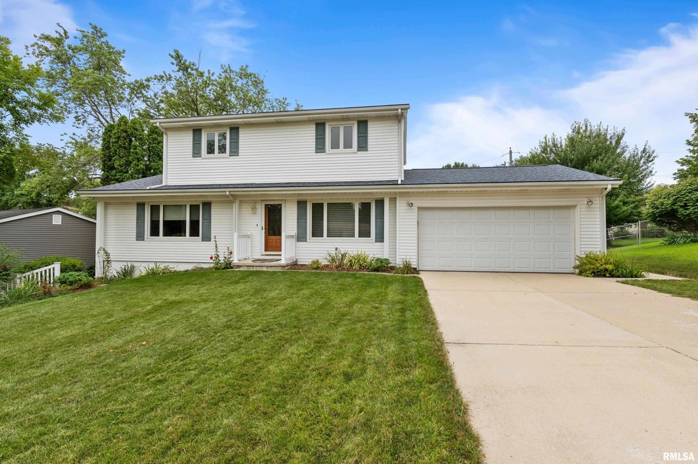 3916 Fairhaven Ct, Davenport, IA 52807 - photo 1