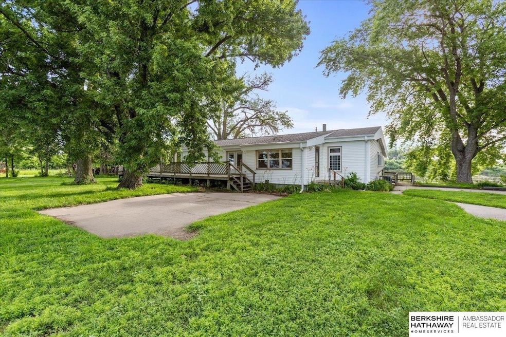 20850 Chippewa Cree Ln, Herman, NE 68029 - photo 1