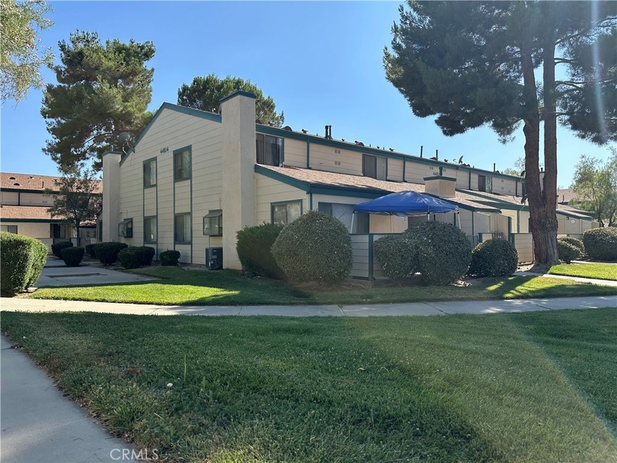 44514 15th St E unit 2, Lancaster, CA 93535 - photo 1