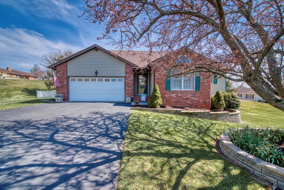 Sold $290,900