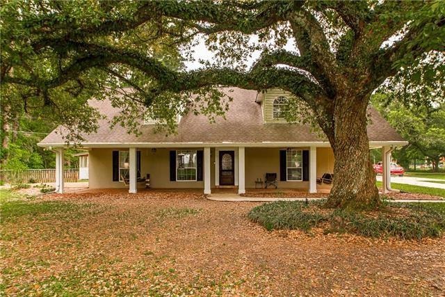 20284 Hollie Ln, Ponchatoula, LA 70454 - photo 1