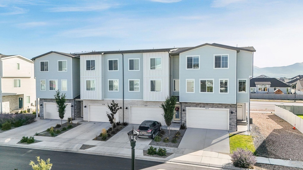 5214 N Folkstone Dr, Eagle Mountain, UT 84005 - photo 1