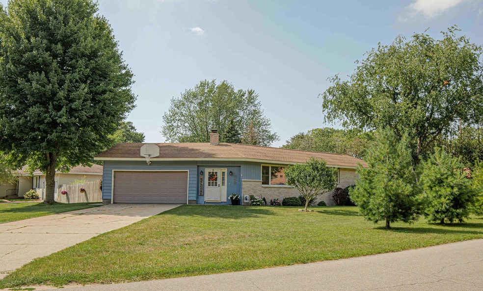 858 Winslow Ct Welcomes You