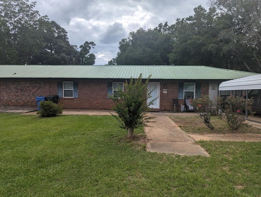 1306 Fleetwood Rd, Dothan, AL 36305 - photo 1