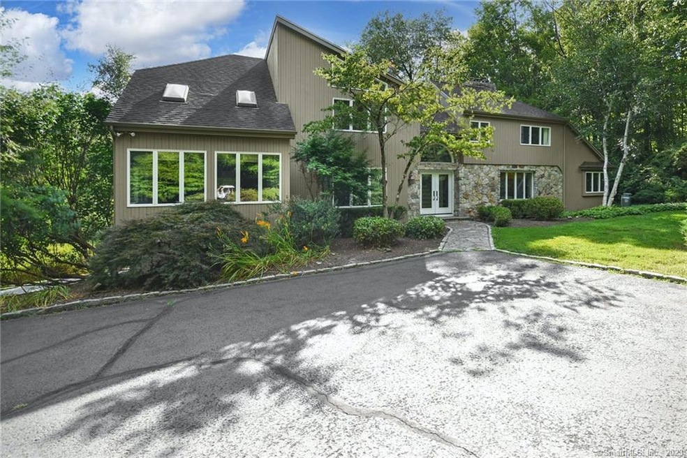 38 Wells Hill Rd, Weston, CT 06883 - photo 1