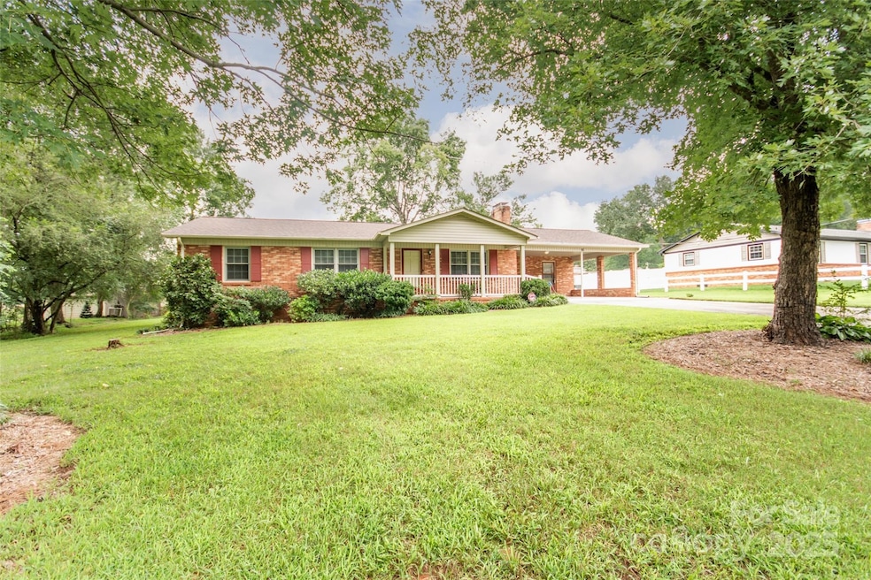 198 Dunlap Loop, Statesville, NC 28625 - photo 1