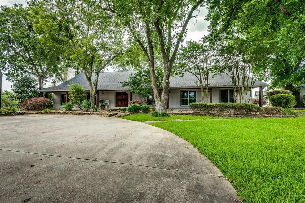 6063 E Highway 34, Ennis, TX 75119 - photo 1