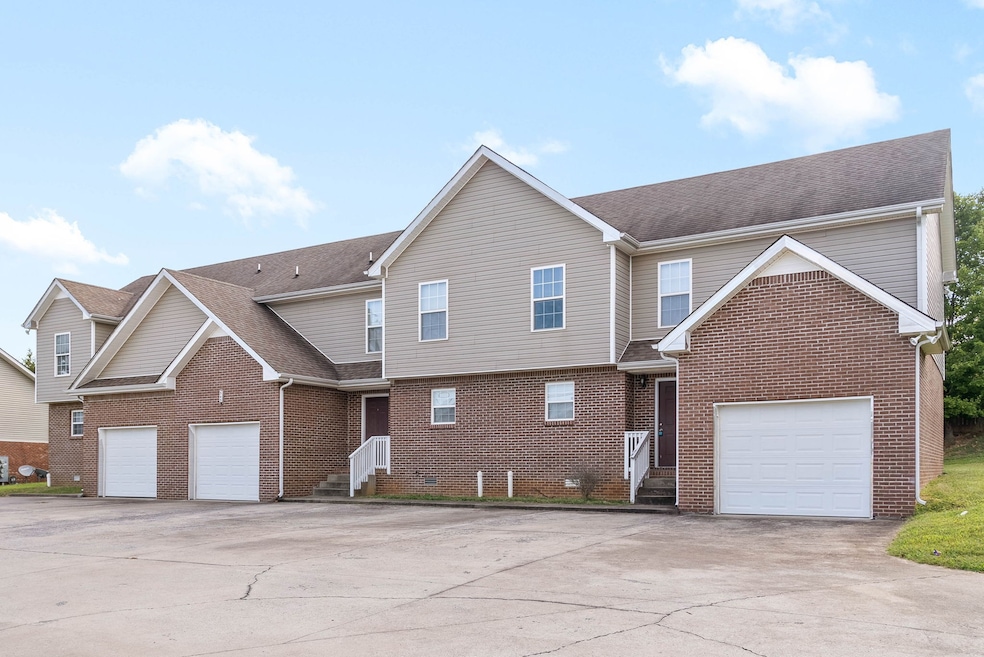 For Rent $1,295/month