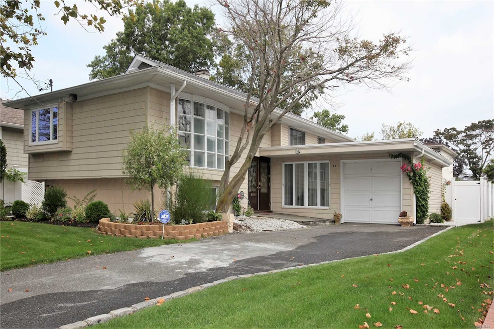 86 Harris Dr, Oceanside, NY 11572 - photo 1