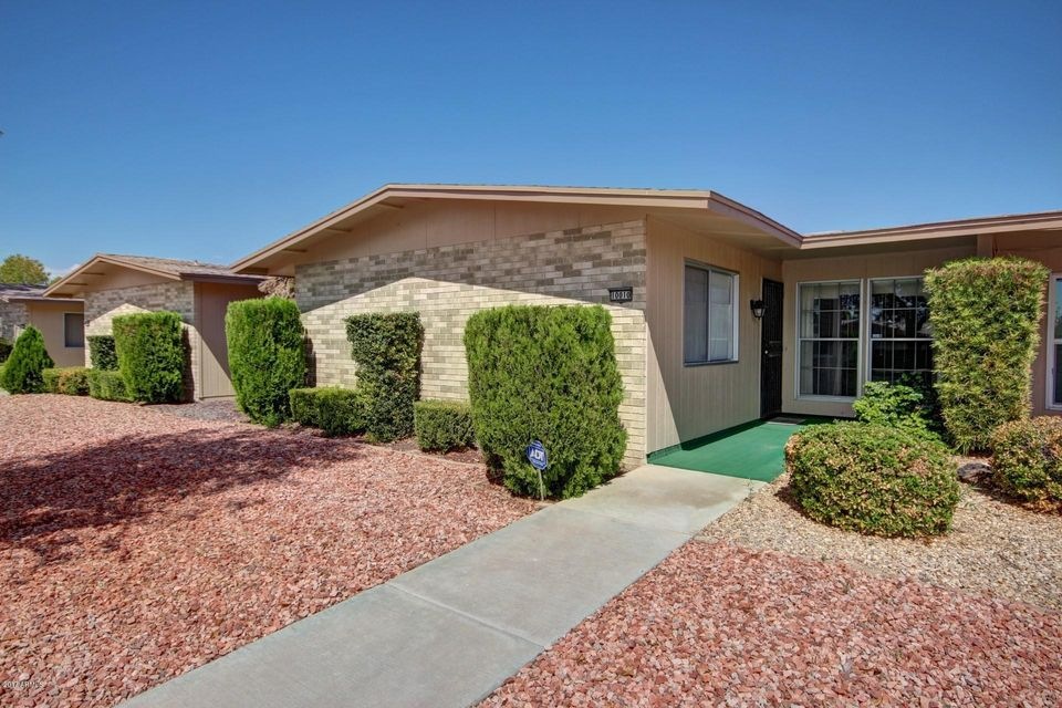 10010 W Ocotillo Dr, Sun City, AZ 85373 - photo 1