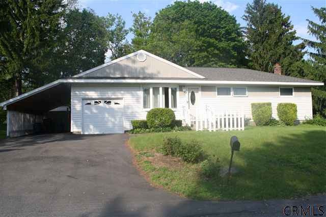 6 Frantone Ln, Albany, NY 12211 - photo 1