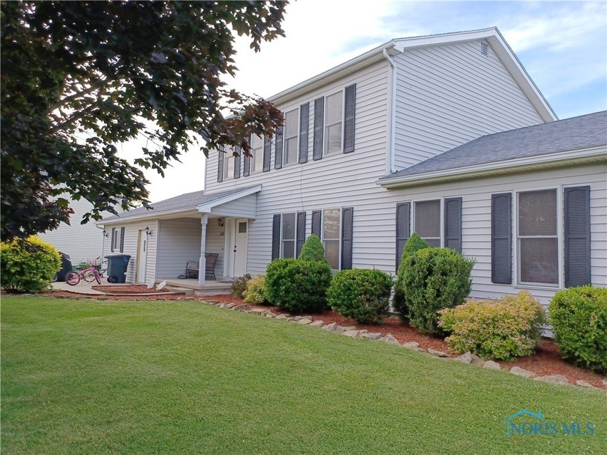 335 Royal Bounty Ln, Wauseon, OH 43567 - photo 1