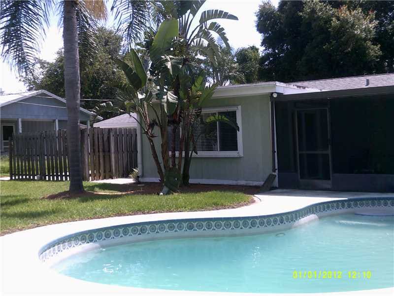 160 S Wimbrow Dr, Sebastian, FL 32958 - photo 1