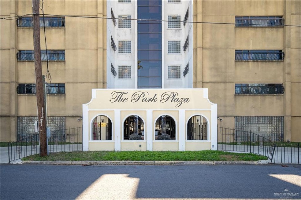 View of apartment building / complex