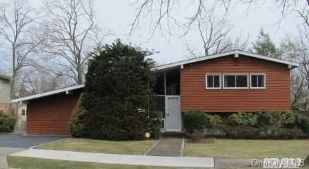 5 Windsor Rd, Great Neck, NY 11021 - photo 1