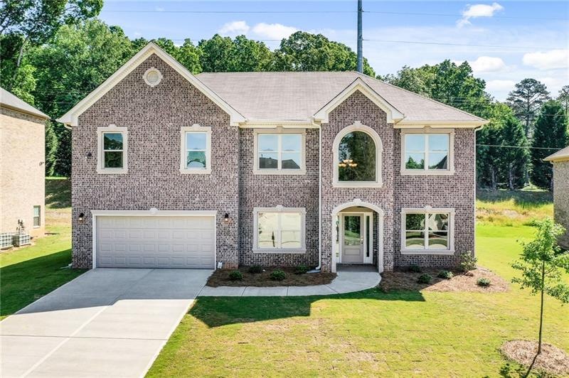 4962 Lynnonhall Ct, Lithonia, GA 30038 - photo 1