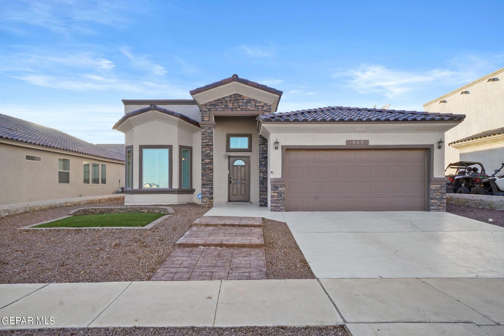965 Roundhay St, El Paso, TX 79928 - photo 1