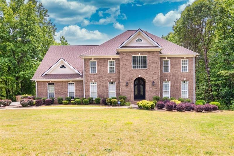 952 Ardmore Trail, Hoschton, GA 30548 - photo 1